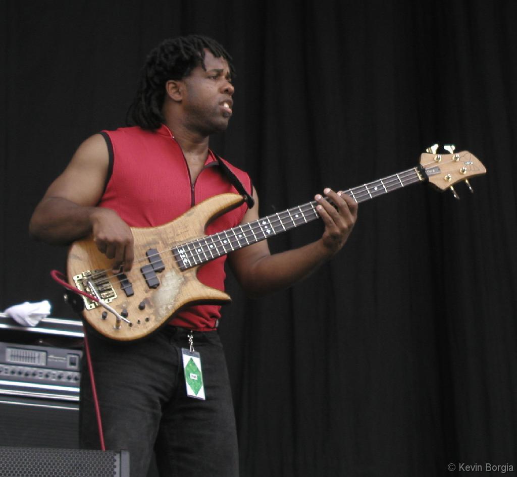 Bass God Victor Wooten 